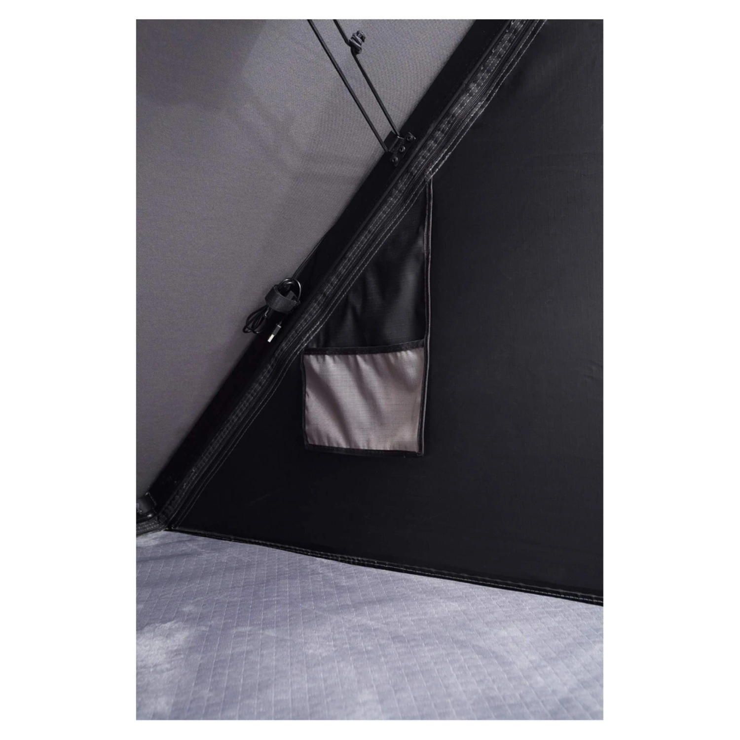 ALUMINUM HARD SHELL ROOF TENT CUMARU 135 ECO - Dachzelt 17 ALUMINUM HARD SHELL ROOF TENT CUMARU 135 ECO - Dachzelt – Bild 17